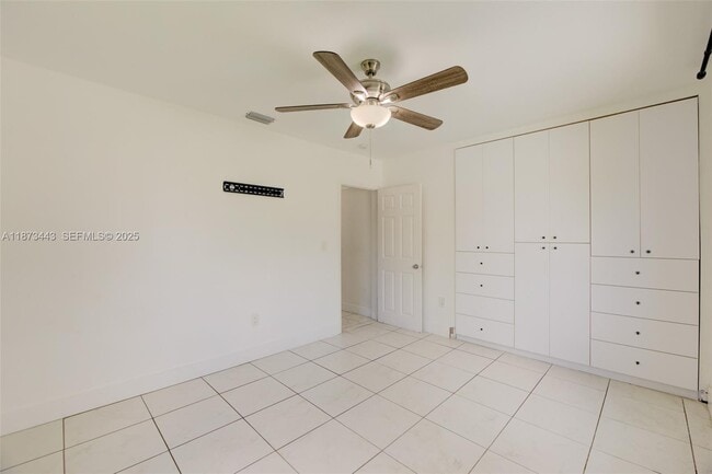 property at 1240 Peri St