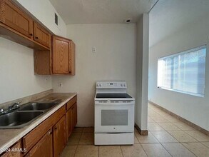 1233 W Pierce St in Phoenix, AZ - Building Photo - Building Photo