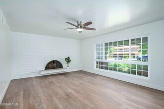 1623 Elmsford Pl in Westlake Village, CA - Building Photo - Building Photo