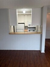 1810 N Garrett Ave in Dallas, TX - Building Photo - Building Photo