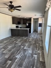 8 Saratoga Dr in Halfmoon, NY - Building Photo - Building Photo