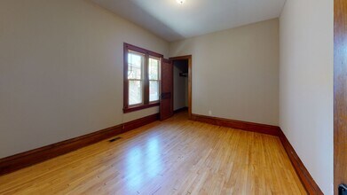 1091 15th Ave SE in Minneapolis, MN - Building Photo - Building Photo