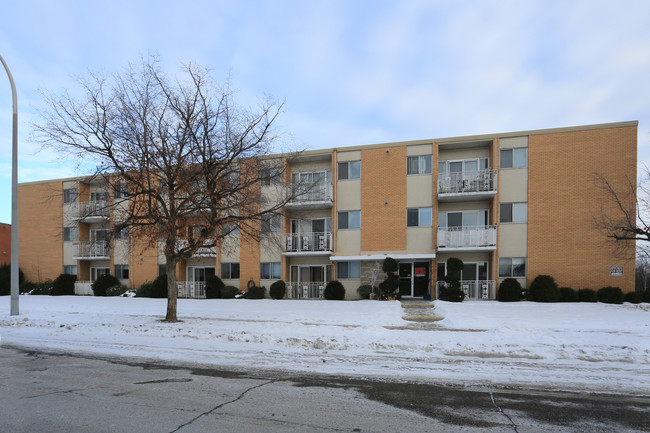 124 Tupper Crescent in Kitchener, ON - Building Photo - Building Photo