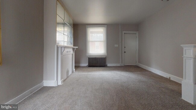 property at 1313 N Hobart St