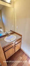 10738 Whitman Ave N in Seattle, WA - Building Photo - Building Photo