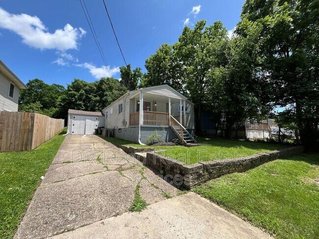1944 Harvard St in Hamilton, OH - Building Photo - Building Photo