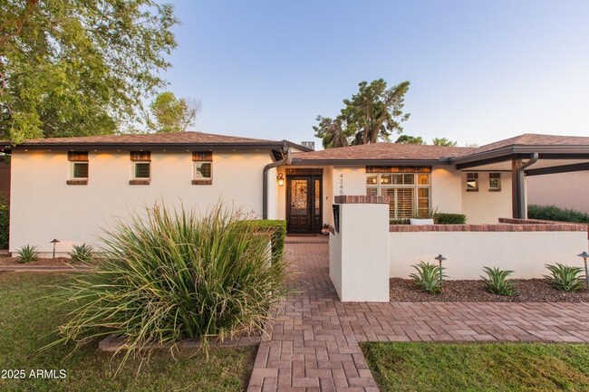 property at 4245 E Earll Dr