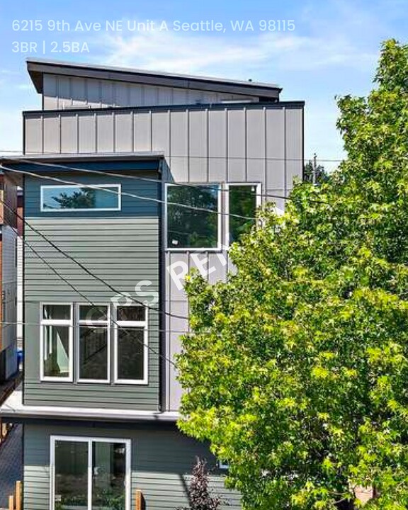 6215 9th Ave NE in Seattle, WA - Building Photo
