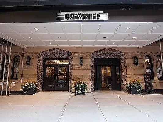 property at 21 W 86th St