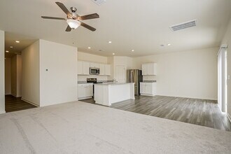 1313 Solace Wy in Rolesville, NC - Foto de edificio - Building Photo