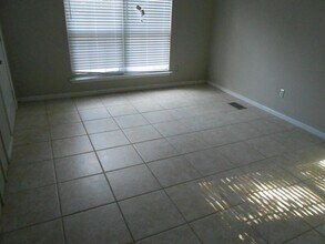 1807 Jackson Bluff Rd in Tallahassee, FL - Building Photo - Building Photo