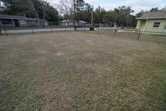 2151 NW 7th St in Ocala, FL - Building Photo - Building Photo