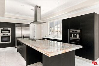 1357 Schuyler Rd in Beverly Hills, CA - Building Photo - Building Photo