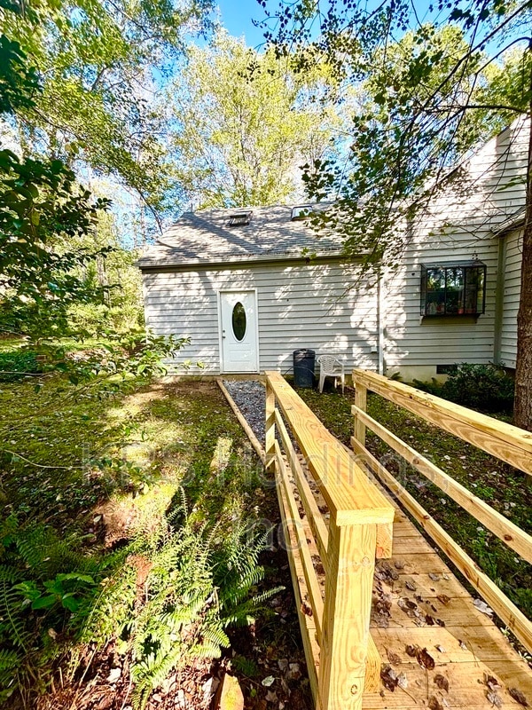 487 Westwood Rd in Stanardsville, VA - Building Photo - Building Photo