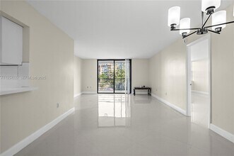 1300 St Charles Pl in Pembroke Pines, FL - Building Photo - Building Photo