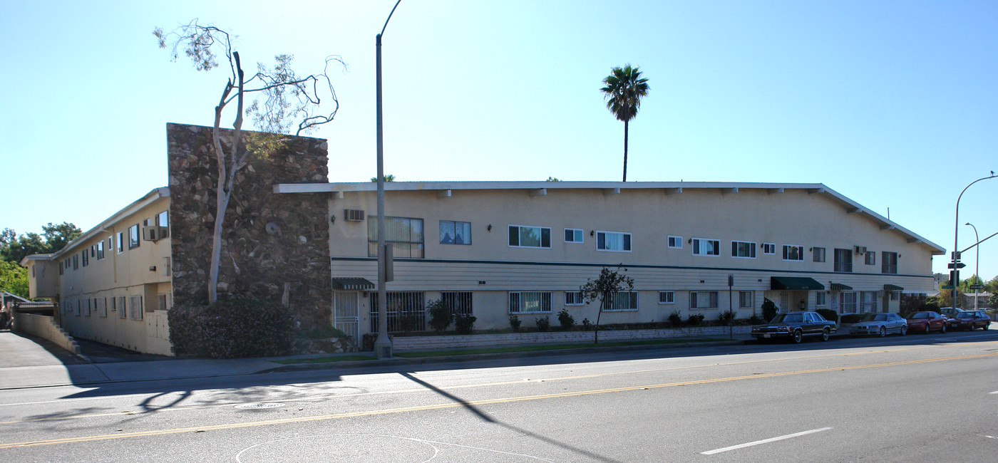 Copa de Oro Apartments in Pasadena, CA - Foto de edificio