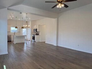 253 Park Ln in Harrah, OK - Building Photo - Building Photo