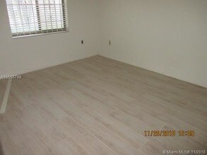 8911 SW 123rd Ct-Unit -105 in Miami, FL - Building Photo - Building Photo