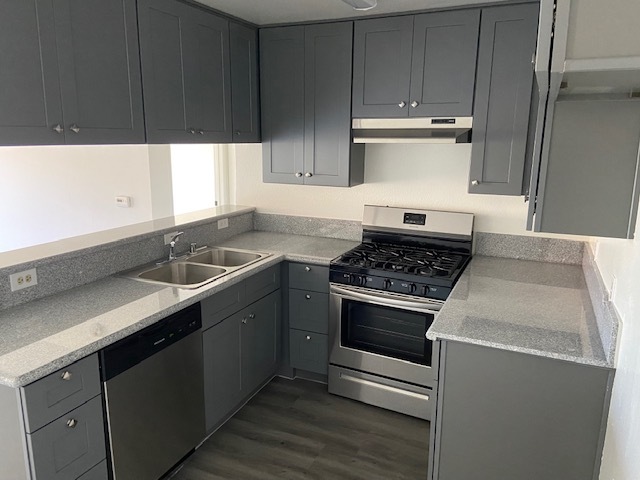 1809 Berendo N St, Unit 207 in Los Angeles, CA - Building Photo - Building Photo