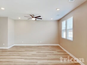 247 W Millbrook Dr in Spring Hill, TN - Building Photo - Building Photo