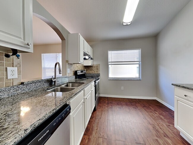 12725 Adventure Dr in Riverview, FL - Building Photo - Building Photo