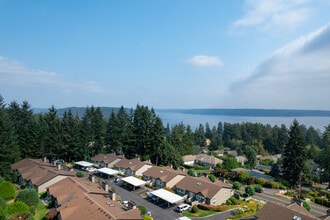 Harbor Village Apartments in Gig Harbor, WA - Foto de edificio - Building Photo