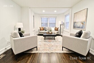 4325 Roanoke Pkwy in Kansas City, MO - Building Photo - Building Photo