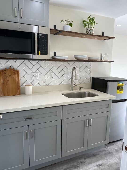 295 Teddy Ave in San Francisco, CA - Building Photo