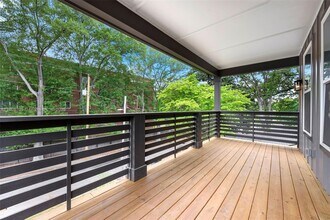 1016 Welch St SW in Atlanta, GA - Building Photo - Building Photo