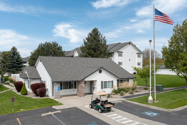 Montgomery Court in Spokane, WA - Building Photo - Building Photo