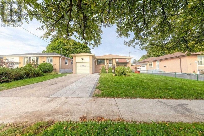 property at 20 Pixley Crescent