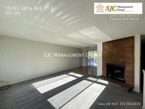 15701 38th Ave Ct E in Tacoma, WA - Building Photo - Building Photo