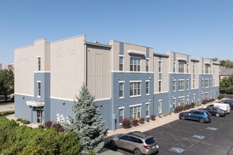 Irish Row in South Bend, IN - Foto de edificio - Building Photo