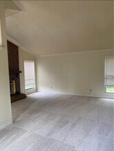 615 Emerald Dr in Fayetteville, NC - Building Photo - Building Photo