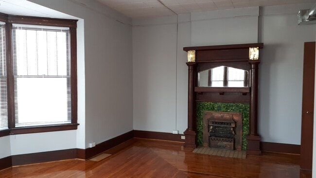 property at 101 Ontario St