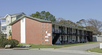 Sea Shell Apartments in Virginia Beach, VA - Building Photo - Building Photo