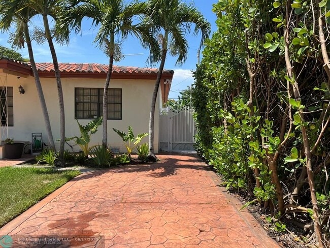 property at 445 NE 109th St