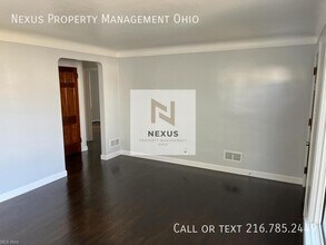 4003 Woodway Ave in Parma, OH - Building Photo - Building Photo