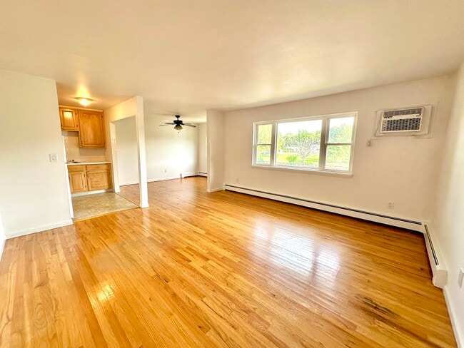1 Orchard Hills Cir in Highland, NY - Building Photo - Building Photo