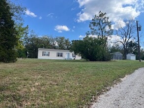 72 Henry Harris Ln in Troy, MO - Building Photo - Building Photo