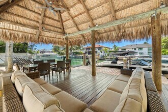 2020 NE 121st Rd in North Miami, FL - Building Photo - Building Photo