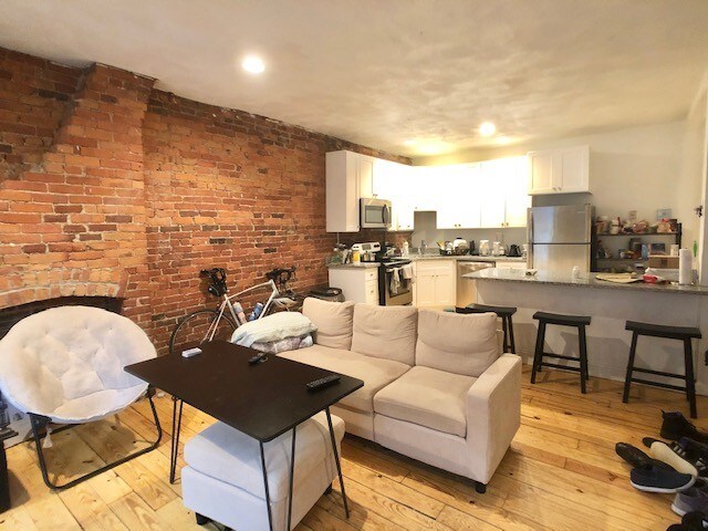 610 Columbus Ave in Boston, MA - Foto de edificio - Building Photo