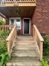 837-837 Louis Ave in Windsor, ON - Building Photo - Building Photo