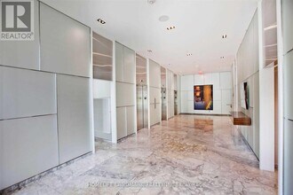 57-2357 St Joseph St in Toronto, ON - Building Photo - Building Photo