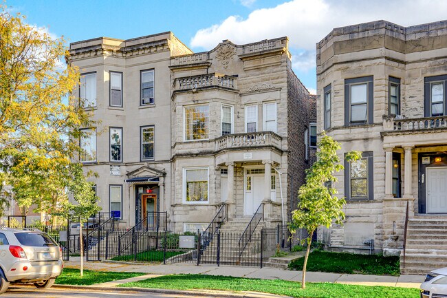 3551 W Douglas Blvd in Chicago, IL - Building Photo - Building Photo