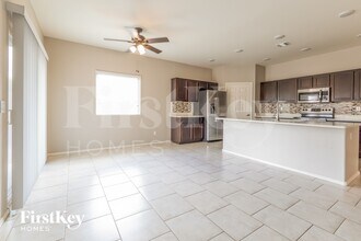 12386 W Reyher Farms Loop in Marana, AZ - Foto de edificio - Building Photo