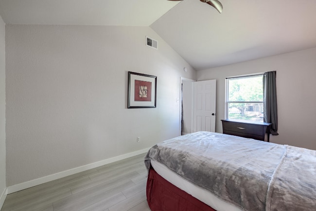 12315 Thompkins Dr in Austin, TX - Building Photo - Building Photo