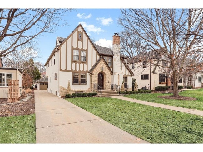 4627 Bruce Ave in Minneapolis, MN - Building Photo - Building Photo
