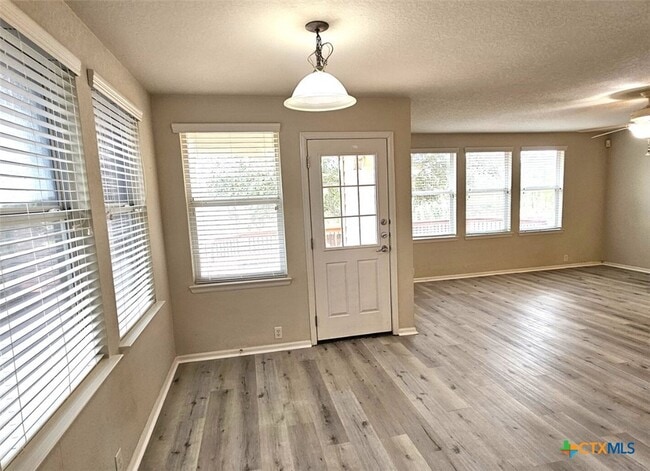 property at 5509 Columbia Dr