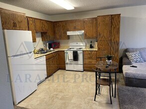 1725 Fetterman Dr in Laramie, WY - Foto de edificio - Building Photo